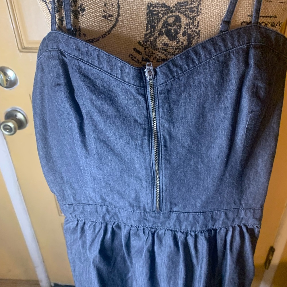 Vans dress - Picture 2 of 4